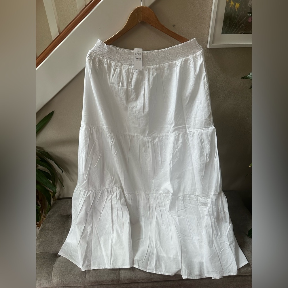 LOFT Pure White Maxi Skirt - Picture 4 of 9